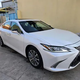 Lexus ES 350 2022