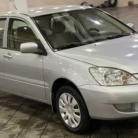 Mitsubishi Lancer 2011