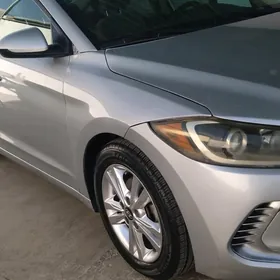 Hyundai Elantra 2018
