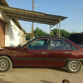 Opel Omega 1990