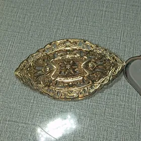 broşka gyzyl briliant