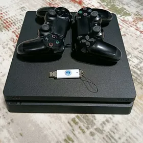 PS 4  slim 500 гб