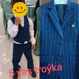 kostüm balak troýka