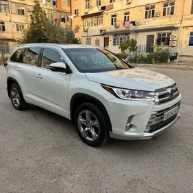 Toyota Highlander 2019