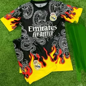 футбольный костюм