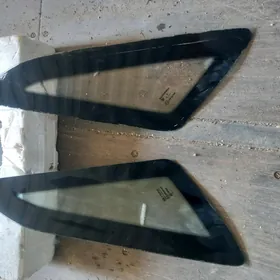 yzky iki gapdal bokovoy steklo