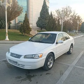 Toyota Camry 1999