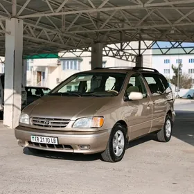 Toyota Sienna 2000