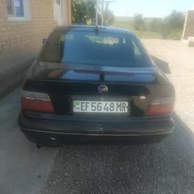 BMW 320 1992