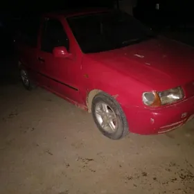 Volkswagen Polo 1998