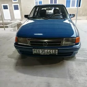 Opel Astra 1993