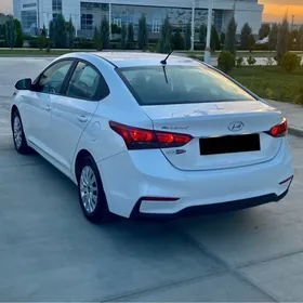 Hyundai Accent 2022