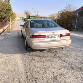 Toyota Camry 1997