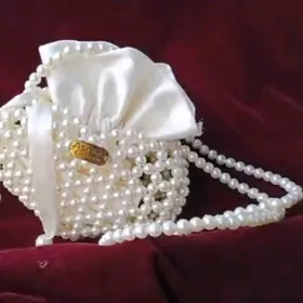 Сумочка из жемчуга