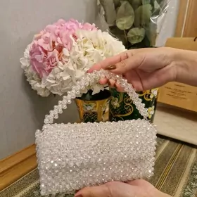 Сумочка из кристаллов