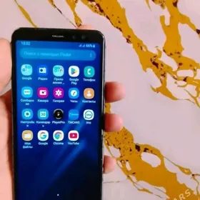 GALAXY A8 32 Gyssgly