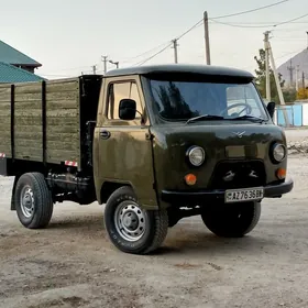 UAZ 469 1995