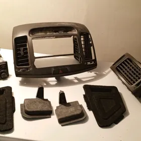 Hyundai Elantra plasmaslary