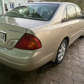 Toyota Avalon 2001