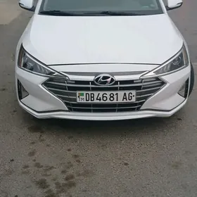 Hyundai Elantra 2020