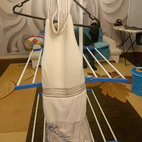 Satlyk gyz köýnekler