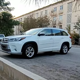 Toyota Highlander 2017
