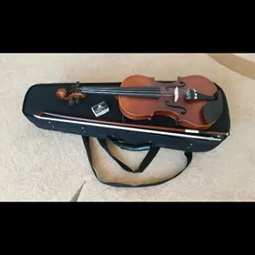 Скрипка размер 1/2