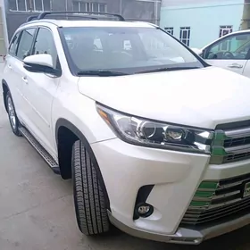 Toyota Highlander 2016