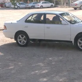 Toyota Camry 1992