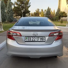 Toyota Camry 2013