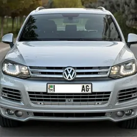 Volkswagen Touareg 2013