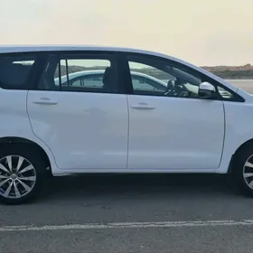 Toyota Innova 2020