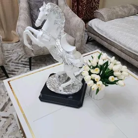 Ak At Suwenir Bezeg Dekor