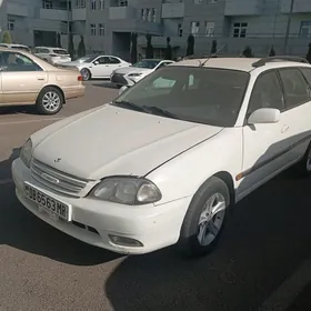 Toyota Avensis 1997