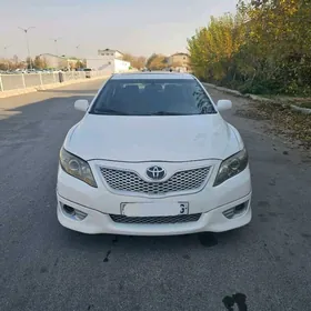 Toyota Camry 2010