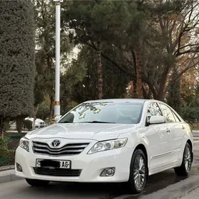 Toyota Camry 2010
