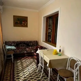 Arenda kwartira 11 mkr 1 kom