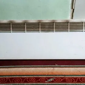 Peč tokly stenadan asylýan.