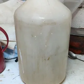 канистра пласмасовая