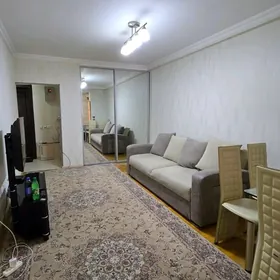 Болгарка 1-комн. А.Навои