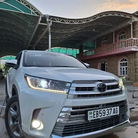 Toyota Highlander 2017