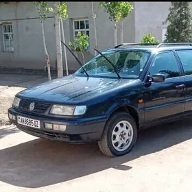 Volkswagen Passat 1994