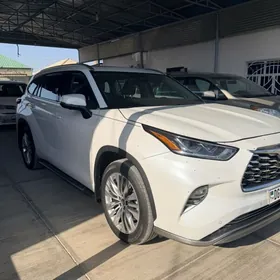 Toyota Highlander 2024