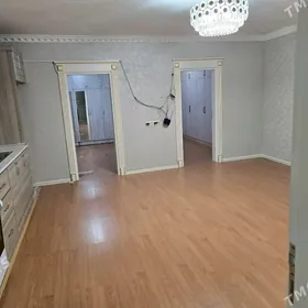 5mkr satlyk jay 3komnat 1etaz