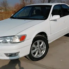 Toyota Camry 1998