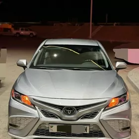 Toyota Camry 2020