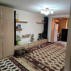 5мкр 2эт 3ком 64м2 Срочно