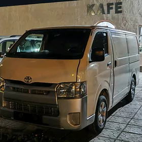 Toyota Hiace 2020