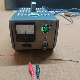 Blok pitanya regulyator 10A