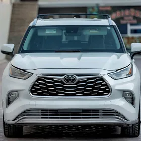 Toyota Highlander 2020